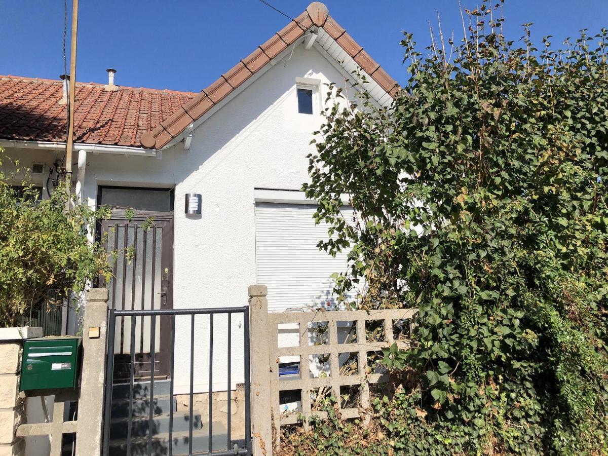 Petite Maison Avec Jardin Dans Banlieue De Paris Cormeilles-en-Parisis Eksteriør billede